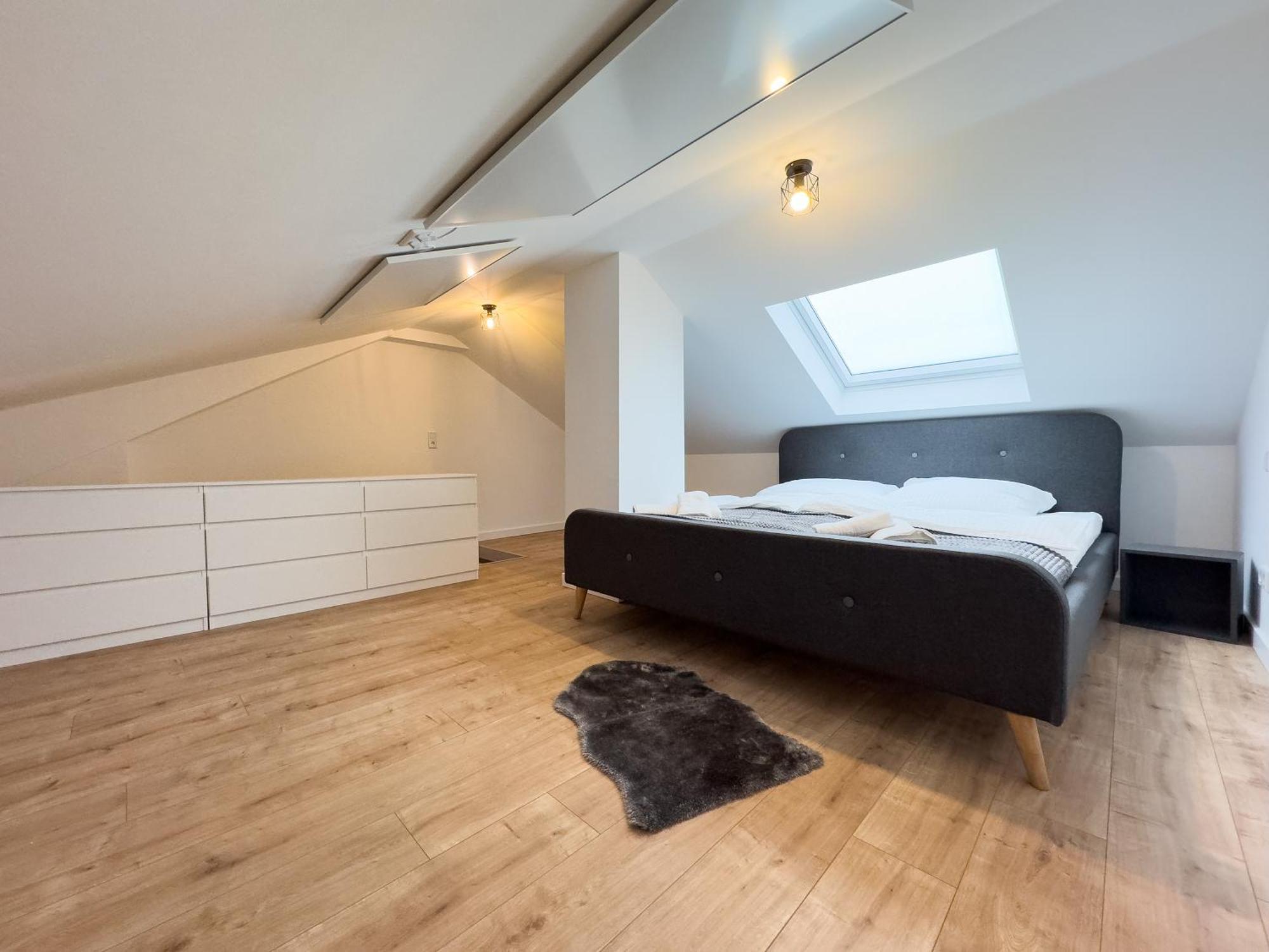 Klassen Apartments! Stadtnahes Ferienhaus* Mit Terrasse In Aulendorf * Fuer 6-8 Personen 外观 照片