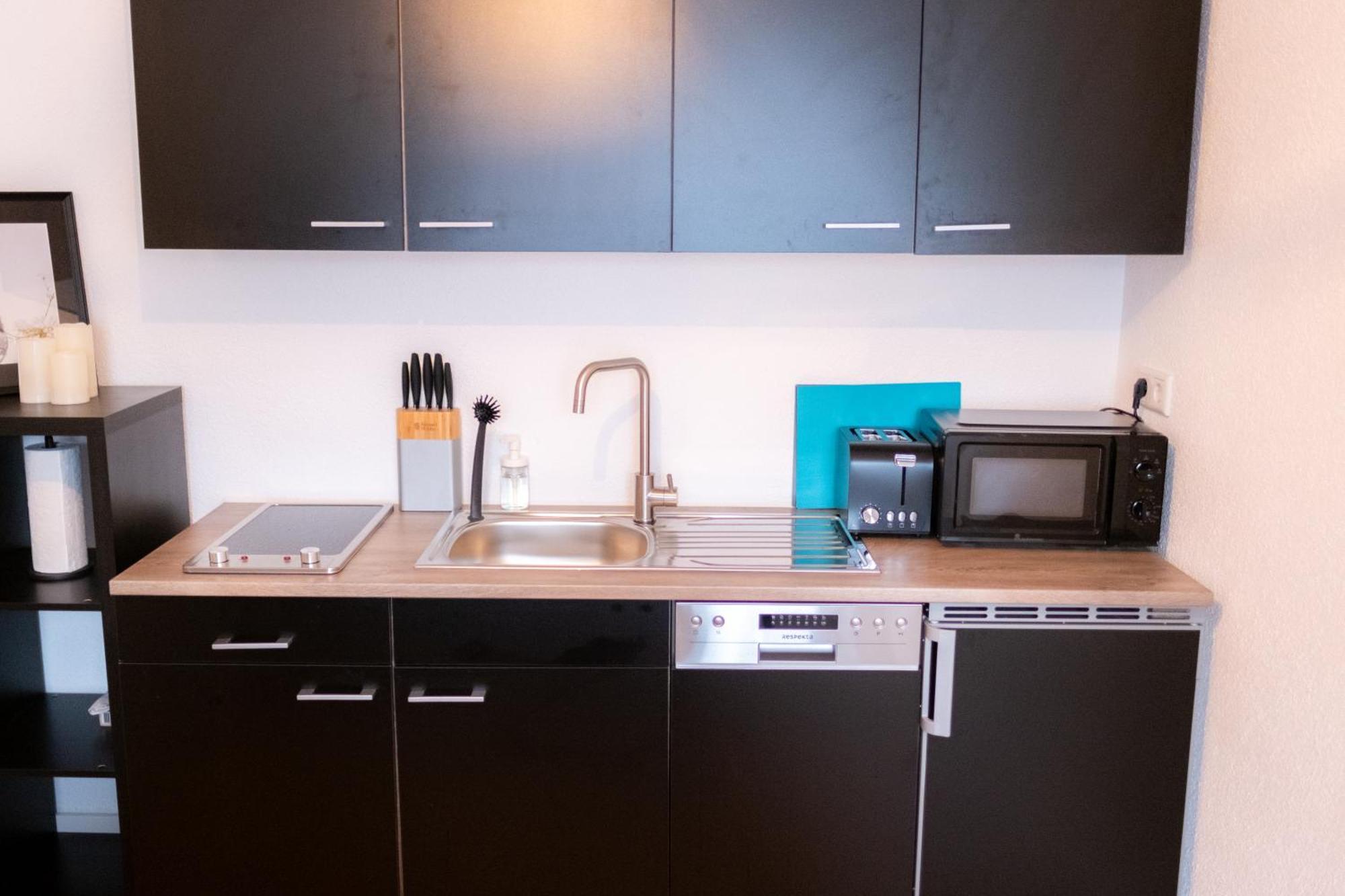 Klassen Apartments! Stadtnahes Ferienhaus* Mit Terrasse In Aulendorf * Fuer 6-8 Personen 外观 照片